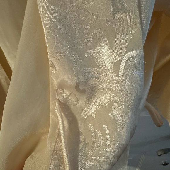 Vtg Victorias Secret Gold Label Cream Paisley Open Fit Robe One Size Kimono EUC - Picture 9 of 13